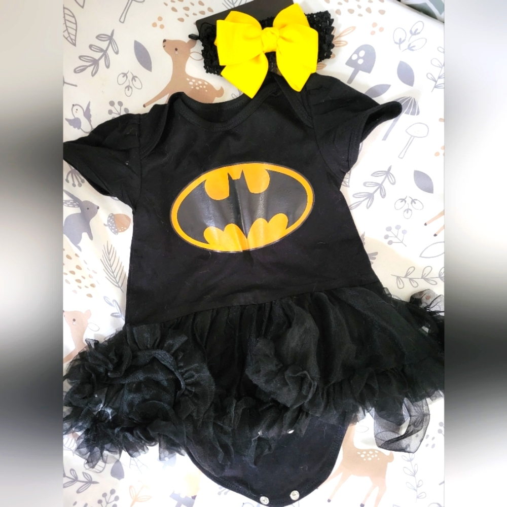 Ruffle Batman onsie
